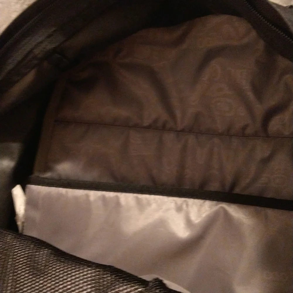 Ogio Backpack - Picture 5 of 7